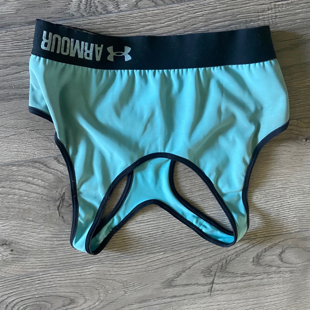 WOMENS S SPORTS BRA